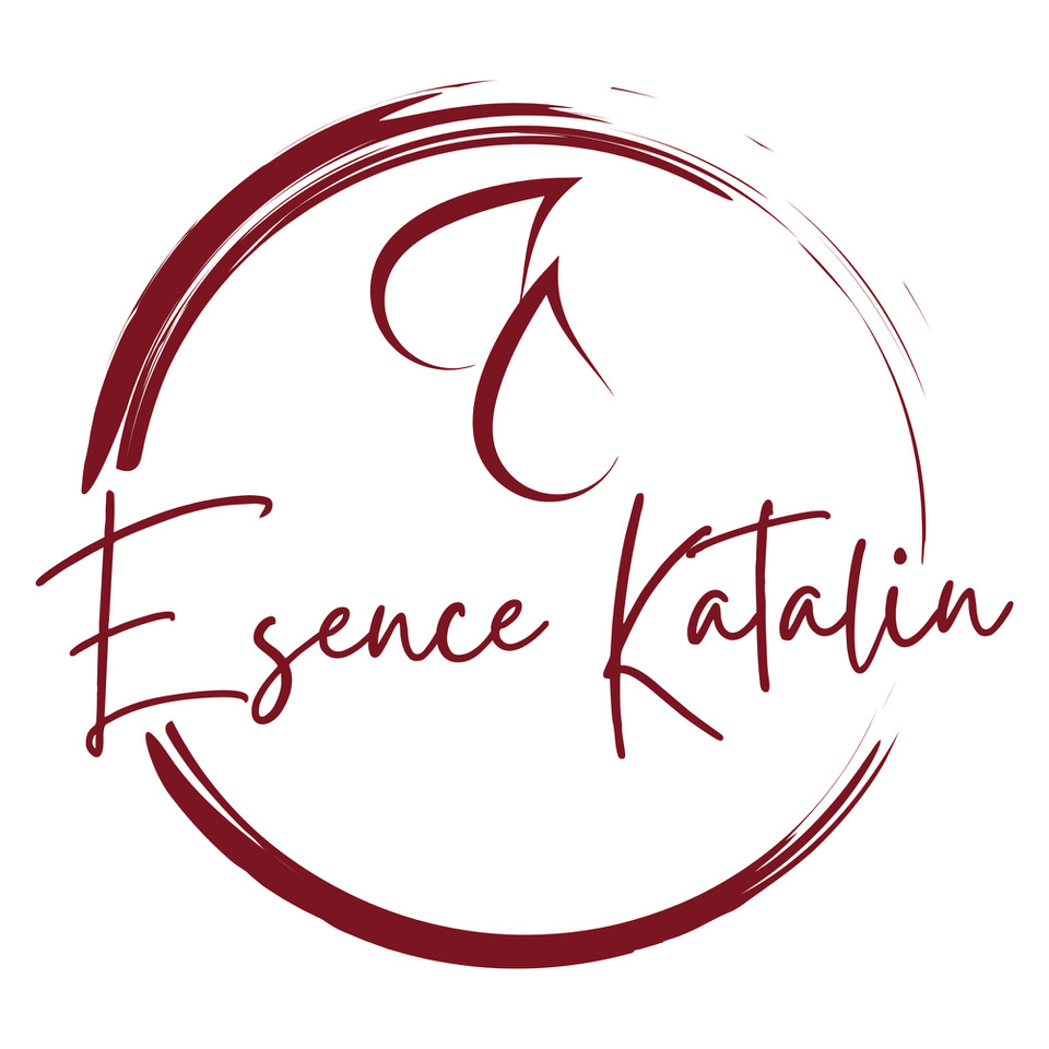Esence Katalin